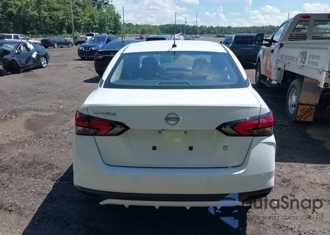 2024 Nissan Versa 1.6 S z USA, uszkodzony, nr VIN 3N1CN8DV5RL924441